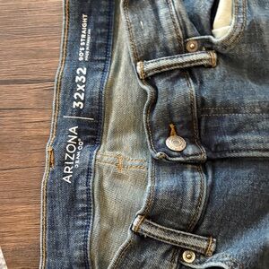 Arizona Jean Company Men’s Straight Jeans - Medium Blue